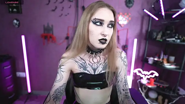 amywhitenessxx online show from May 10, 11:04 am