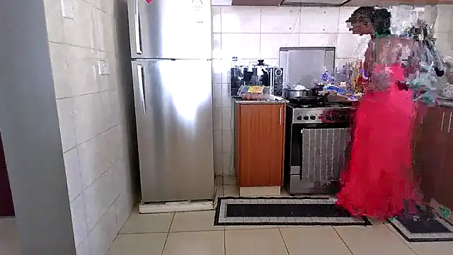 CurvyGlass online show from February 1, 10:14 am