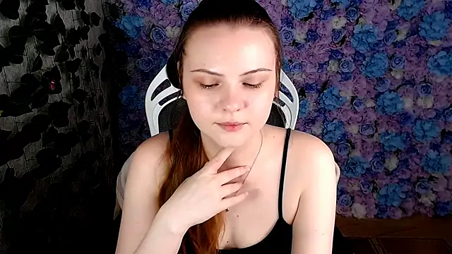 IxxiLiana online show from September 30, 5:12 am