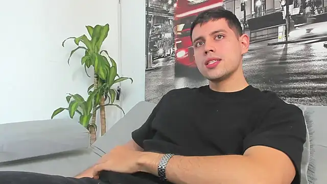 Snapshot of ANDER_PEREZ chatting on March 13, 4:23 pm ANDER PEREZ online show from March 13, 4:23 pm