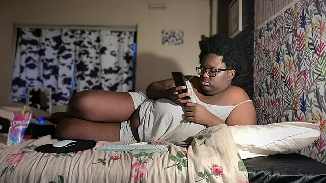 Yagurl  west online show from January 15, 1:32 am