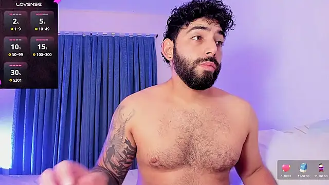 Snapshot of leo_thewolf_ chatting on October 13, 7:14 pm leo thewolf online show from October 13, 7:14 pm