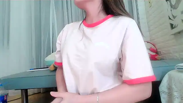 Miyeon 99999 online show from October 25, 1:40 pm