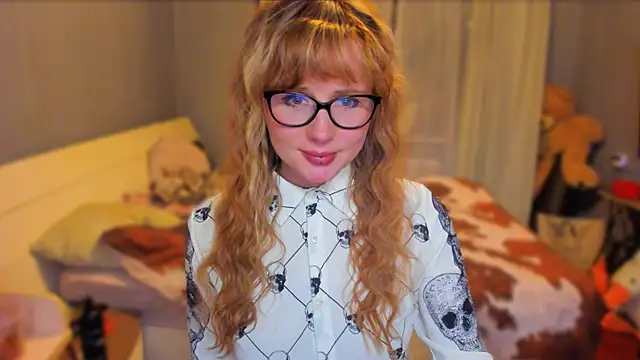 KlementinaBbG online show from October 13, 8:20 pm