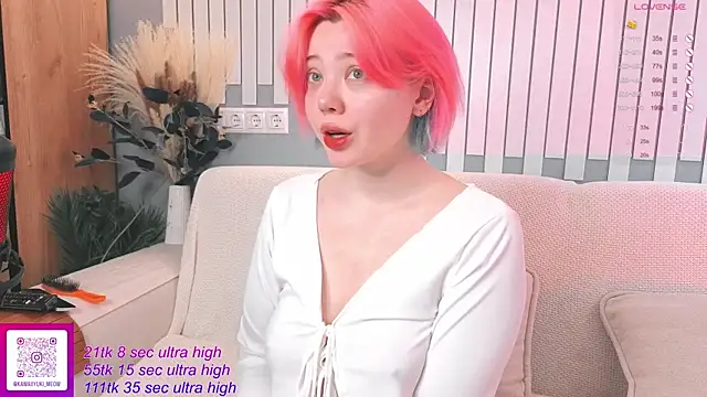   KawaiiYuki   online show from December 1, 6:29 am