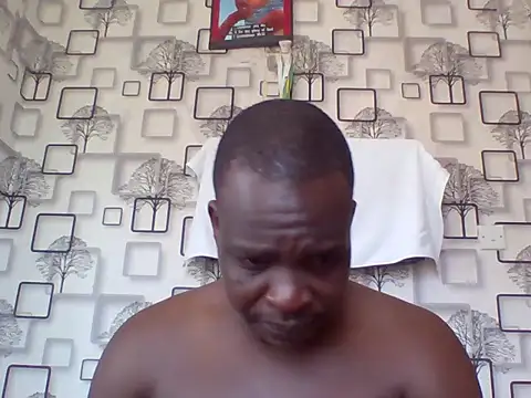 Snapshot of Chumba_001 chatting on February 10, 9:24 am Chumba 001 online show from February 10, 9:24 am