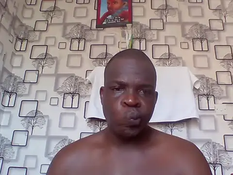 Snapshot of Chumba_001 chatting on February 21, 5:52 am Chumba 001 online show from February 21, 5:52 am