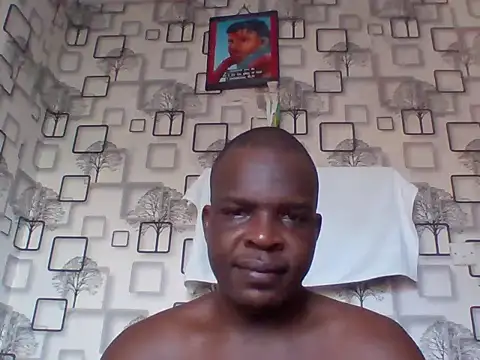 Snapshot of Chumba_001 chatting on April 2, 4:54 am Chumba 001 online show from April 2, 4:54 am