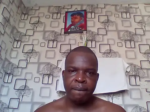 Snapshot of Chumba_001 chatting on April 4, 5:49 am Chumba 001 online show from April 4, 5:49 am