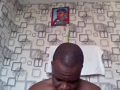 Snapshot of Chumba_001 chatting on April 13, 5:13 am Chumba 001 online show from April 13, 5:13 am