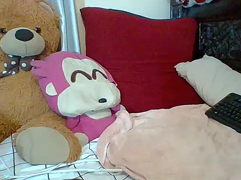 Poisonous Ivy online show from February 19, 10:06 pm