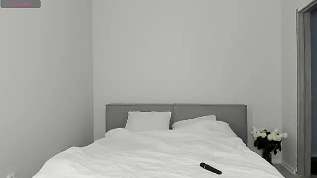 sarahphyllis online show from November 26, 7:59 pm