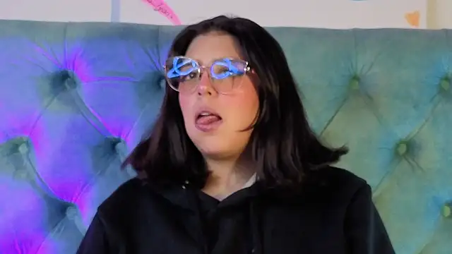 Paola Lyon  online show from February 11, 11:37 am