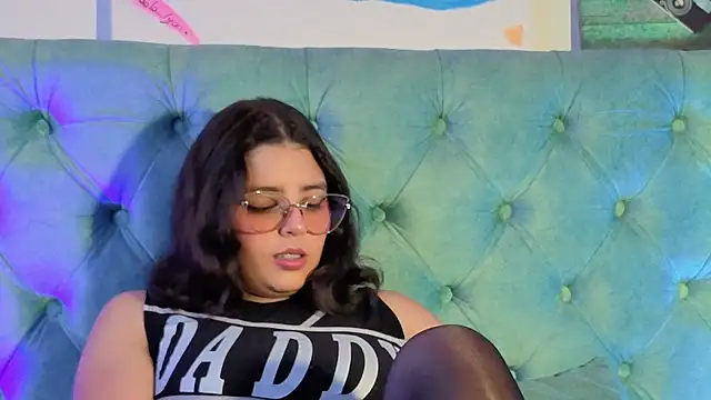 Paola Lyon  online show from February 26, 7:13 pm