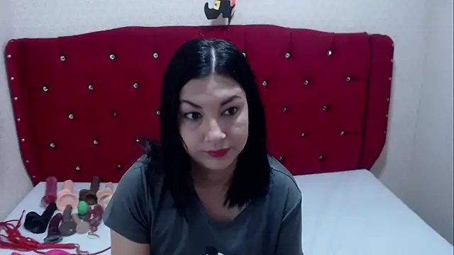 AdaFawxx online show from October 12, 3:16 am