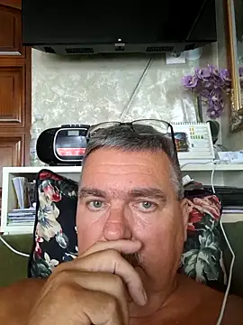 Snapshot of Tbone17 chatting on June 6, 1:38 pm Tbone17 online show from June 6, 1:38 pm