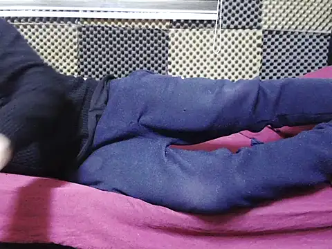 Arabeyes online show from December 18, 1:17 pm