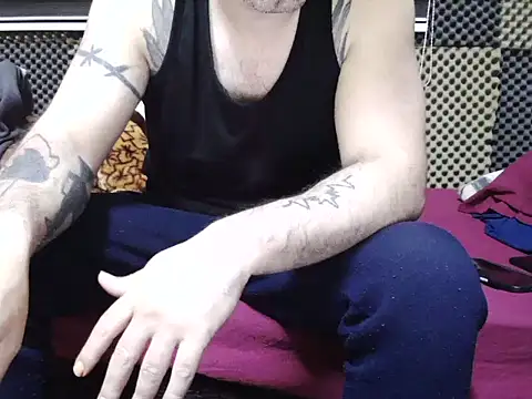 Arabeyes online show from December 19, 5:20 pm