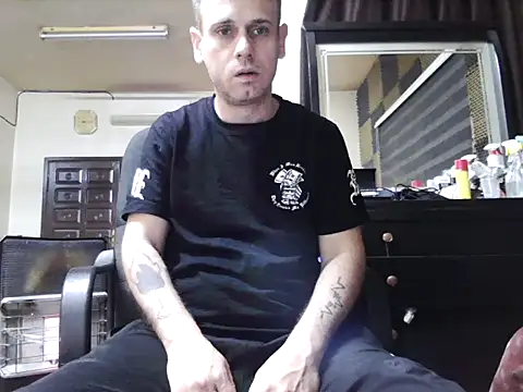 Arabeyes online show from March 25, 7:09 pm