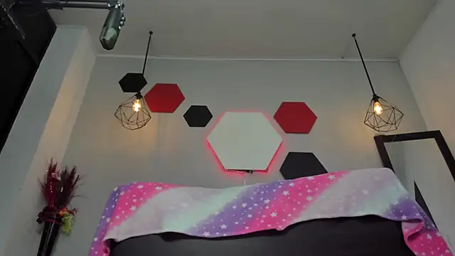 martinaclark online show from December 15, 11:47 am