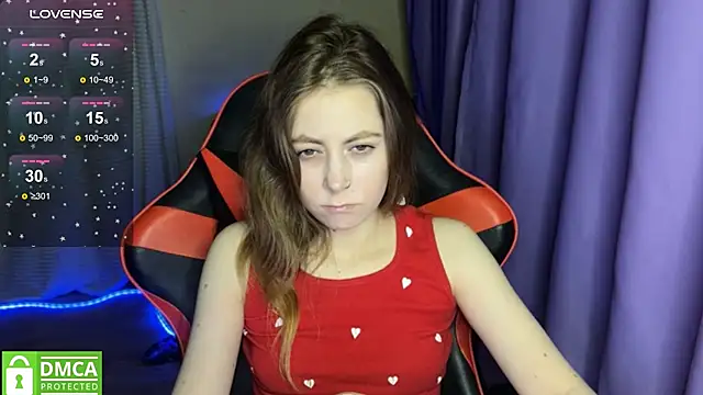 Snapshot of Natural_babe666 chatting on November 5, 7:47 pm Natural babe666 online show from November 5, 7:47 pm