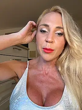 Snapshot of Kate-monroe chatting on June 30, 1:01 pm Kate-monroe online show from June 30, 1:01 pm