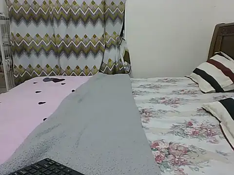 sexy  candyy online show from June 14, 2:24 am