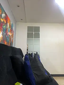 pamela anderson  online show from December 14, 12:12 pm