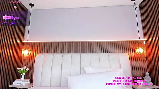 Ashleyy23x online show from March 9, 7:40 pm