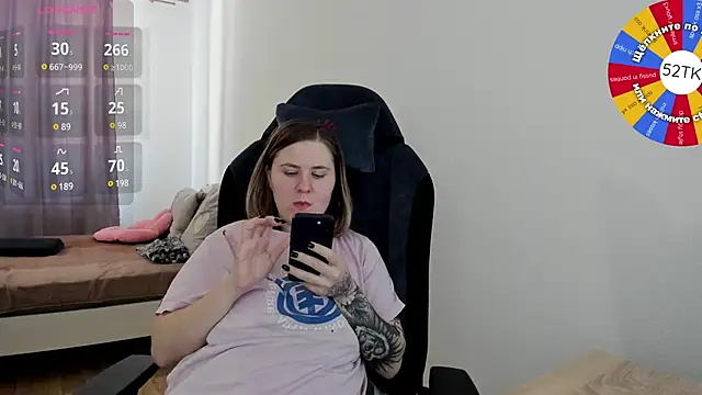 Olivia Munk online show from February 20, 9:11 am