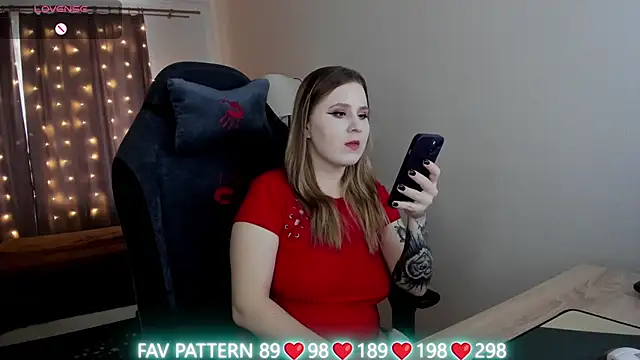 Olivia Munk online show from March 12, 7:35 am