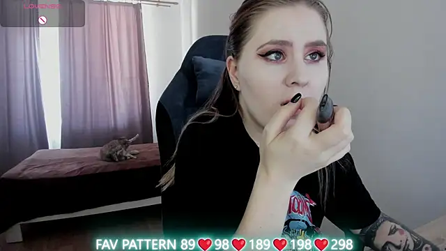 Olivia Munk online show from March 15, 9:41 am