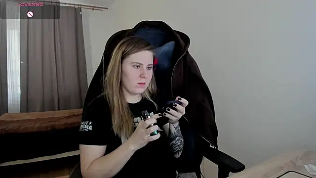 Olivia Munk online show from March 16, 5:47 am