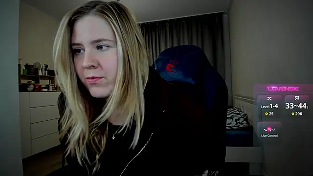 Olivia Munk online show from September 17, 3:52 am