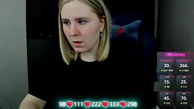 Olivia Munk online show from March 27, 8:26 am