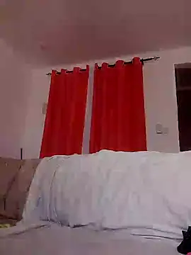 Snapshot of Kamdollie chatting on January 4, 9:54 am Kamdollie online show from January 4, 9:54 am