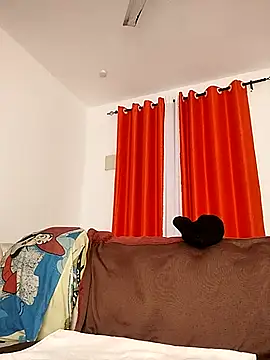 Snapshot of Kamdollie chatting on February 27, 6:40 am Kamdollie online show from February 27, 6:40 am