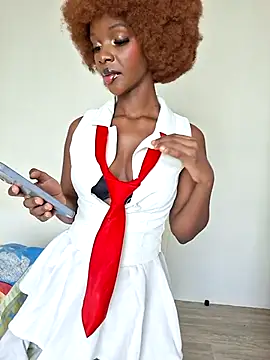 Kamdollie online show from December 17, 7:36 am