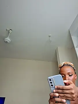 Kamdollie online show from February 25, 6:56 am