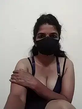 Shuttii 25 online show from December 3, 8:49 am