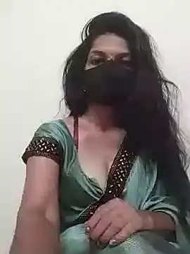 Snapshot of Shuttii_25 chatting on March 10, 5:54 am Shuttii 25 online show from March 10, 5:54 am