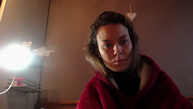 Snapshot of BabyNila chatting on December 8, 3:45 pm BabyNila online show from December 8, 3:45 pm