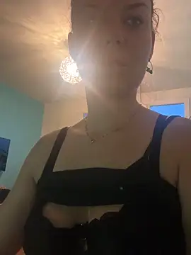 Snapshot of BabyNila chatting on October 20, 6:14 am BabyNila online show from October 20, 6:14 am