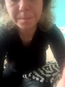 Snapshot of BabyNila chatting on December 19, 7:59 am BabyNila online show from December 19, 7:59 am