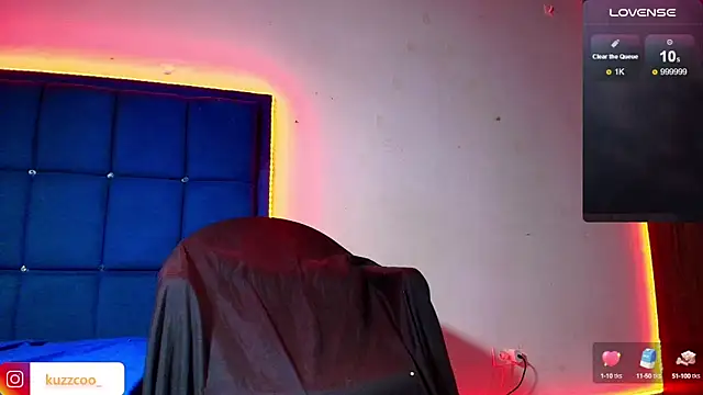 kuzzcoo online show from March 14, 11:32 pm