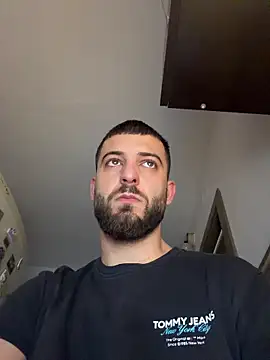 ElChapoGuzman95 online show from January 8, 6:26 am