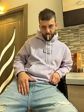 ElChapoGuzman95 online show from February 2, 5:06 am