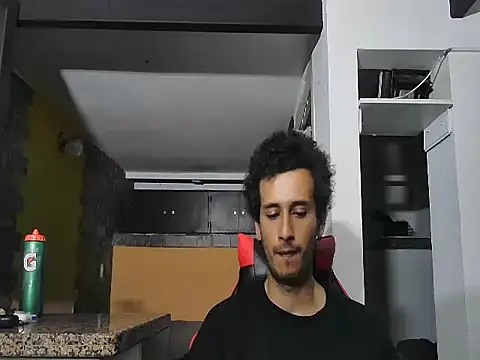 Snapshot of talktome4 chatting on February 21, 2:45 am talktome4 online show from February 21, 2:45 am