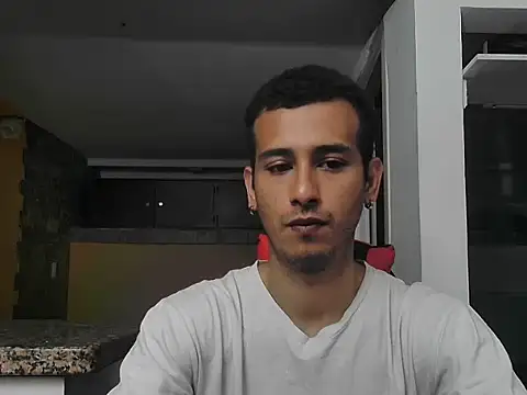 talktome4 online show from April 1, 7:22 pm