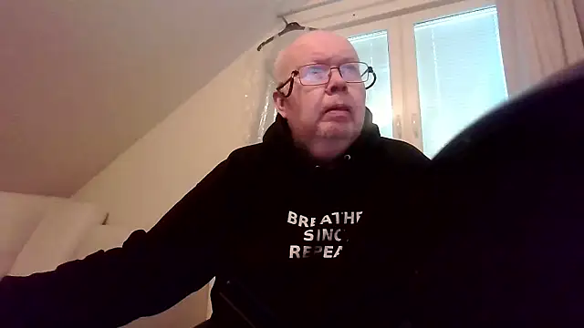 ScrawnyFire online show from January 17, 11:48 am